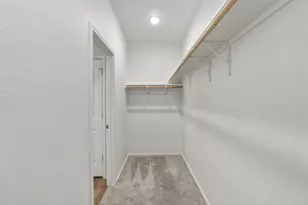 301 Serpentine Ln, Jarrell, TX 76537 - Photo 20