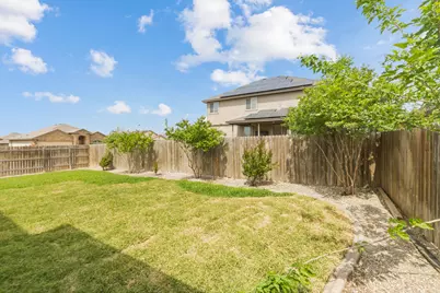 301 Serpentine Lane, Jarrell, TX 76537 - Photo 34