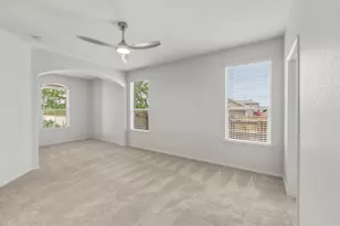 301 Serpentine Ln, Jarrell, TX 76537 - Photo 16