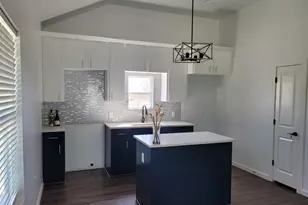 577 County Road 422 Rd, Stockdale, TX 78160 - Photo 26