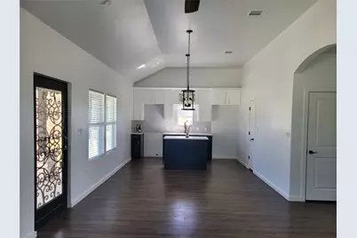 577 County Road 422 Road, Stockdale, TX 78160 - Photo 24