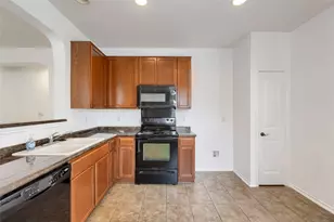 8921 Stambourne St, Austin, TX 78747 - Photo 14