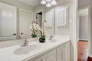 10140 Brimfield Dr, Austin, TX 78726 - Photo 16