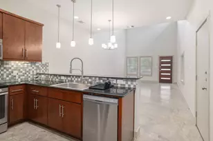 3202 Merrie Lynn Ave, Austin, TX 78722 - Photo 12