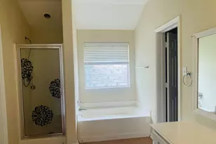 6805 Cromarty Ln, Austin, TX 78754 - Photo 12