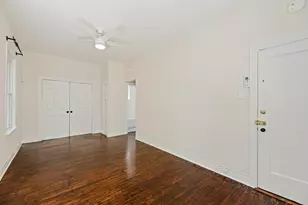 2810 Pearl St, Austin, TX 78705 - Photo 10