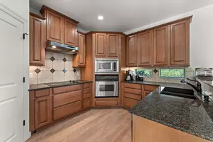 14000 Saskatchewan Dr, Austin, TX 78734 - Photo 8