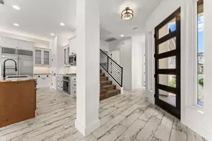 300 Marina View Ct, Austin, TX 78734 - Photo 10