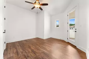 300 Marina View Ct, Austin, TX 78734 - Photo 16