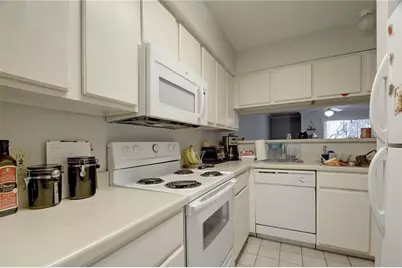 501 W 26th Street #121, Austin, TX 78705 - Photo 4