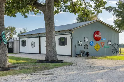 413 County Road 410, Buckholts, TX 76518 - Photo 40