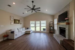 5 Champions Ln, Lakeway, TX 78734 - Photo 6