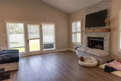 5 Champions Lane, Lakeway, TX 78734 - Photo 8