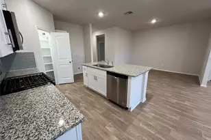 221 Wirecrested Dr, Lockhart, TX 78644 - Photo 8