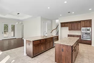 1020 Winding Way Dr, Georgetown, TX 78628 - Photo 10
