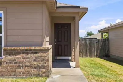360 Farmer Lane, Jarrell, TX 76537 - Photo 4