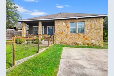 10604 Lake Beach Drive, Dripping Springs, TX 78620 - Photo 2