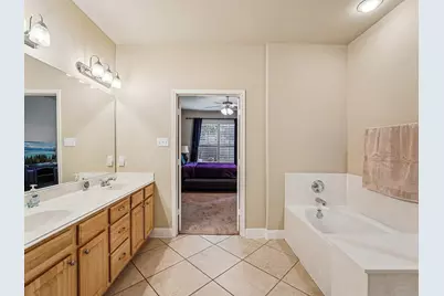 2210 Onion Creek Parkway #1104, Austin, TX 78747 - Photo 14