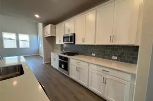 258 Ranier Wy, Dripping Springs, TX 78620 - Photo 10