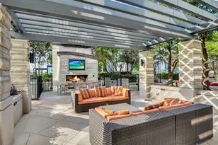 360 Nueces St, Austin, TX 78701 - Photo 30