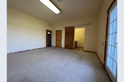 333 County Road 497, Taylor, TX 76574 - Photo 14