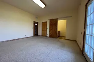 333 Co Rd 497, Taylor, TX 76574 - Photo 14