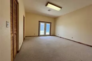 333 Co Rd 497, Taylor, TX 76574 - Photo 12