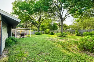 1300 Neans Dr, Austin, TX 78758 - Photo 24