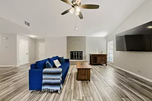 1300 Neans Dr, Austin, TX 78758 - Photo 4