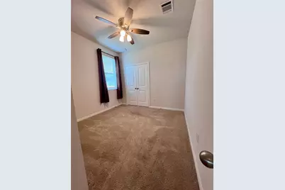 944 Vogel Drive, Georgetown, TX 78626 - Photo 8