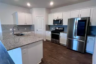 944 Vogel Dr, Georgetown, TX 78626 - Photo 2