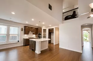 112 Rosebush Dr, Liberty Hill, TX 78642 - Photo 14