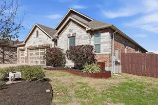 302 Alamosa Dr, Georgetown, TX 78626 - Photo 2