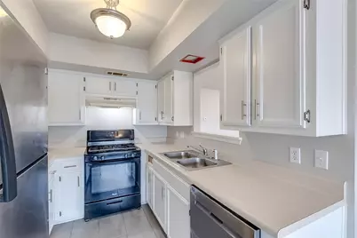 506 Stonebridge Drive, Round Rock, TX 78681 - Photo 12