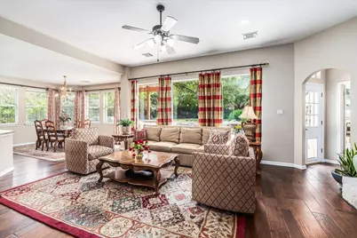 58 Cottondale Road, The Hills, TX 78738 - Photo 6