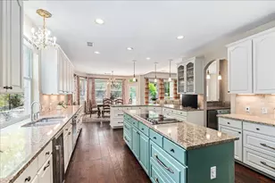 58 Cottondale Rd, The Hills, TX 78738 - Photo 12