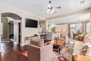 58 Cottondale Rd, The Hills, TX 78738 - Photo 8