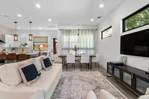 409 W 55th 1/2 St, Austin, TX 78751 - Photo 2