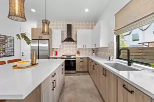 409 W 55th 1/2 St, Austin, TX 78751 - Photo 8
