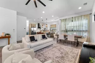409 W 55th 1/2 St, Austin, TX 78751 - Photo 4