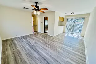 6810 Deatonhill Dr, Austin, TX 78745 - Photo 4