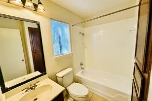 6810 Deatonhill Dr, Austin, TX 78745 - Photo 20