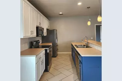 107 Holmstrom Street, Hutto, TX 78634 - Photo 6