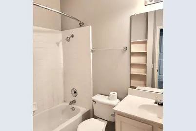 107 Holmstrom Street, Hutto, TX 78634 - Photo 8