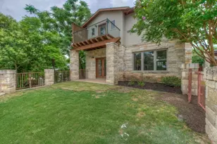 605 Peacock Ln, Austin, TX 78704 - Photo 22