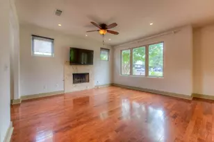 605 Peacock Ln, Austin, TX 78704 - Photo 6
