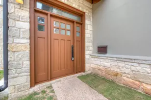 605 Peacock Ln, Austin, TX 78704 - Photo 24