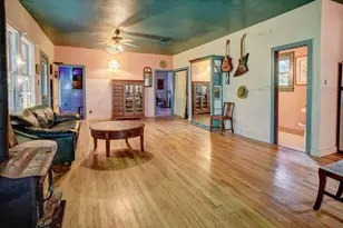 1905 Main St, Bastrop, TX 78602 - Photo 8
