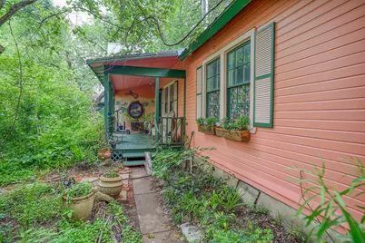 1905 Main Street, Bastrop, TX 78602 - Photo 2