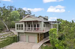 701 Yaupon Valley Rd, West Lake Hills, TX 78746 - Photo 2